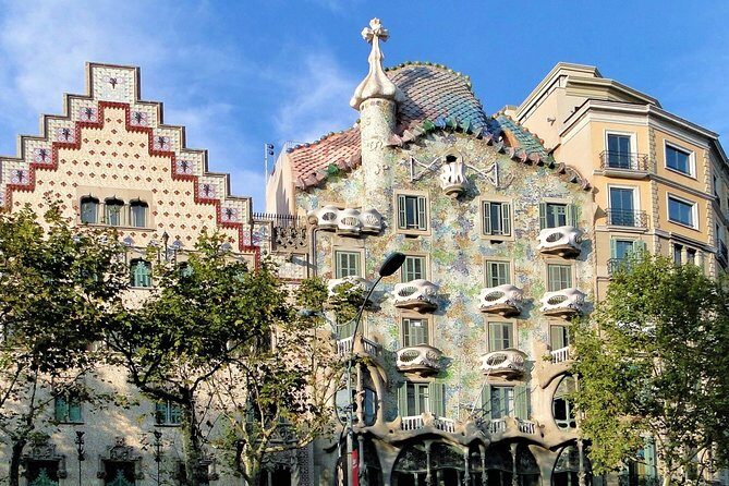 Barcelona Highlights Small Group Tour with Hotel Pick Up - The Bottom Line