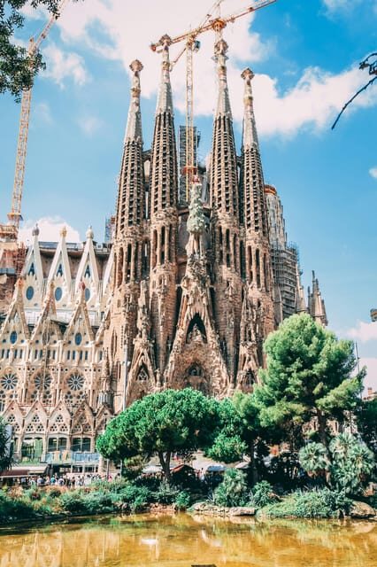 Barcelona Highlights: The Best of Gaudi On Segway - Why Choose the Segway Tour in Barcelona?