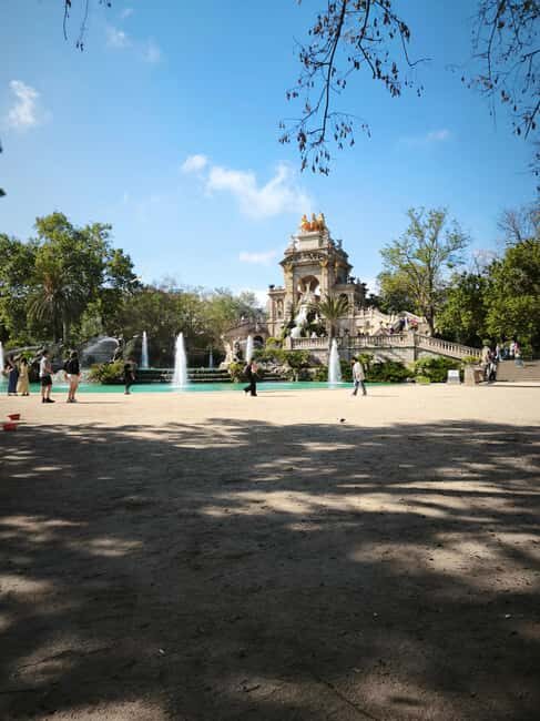 Barcelona: Holala Bike Tour, Highlights & Local Stories - The Real Deal: What Travelers Say