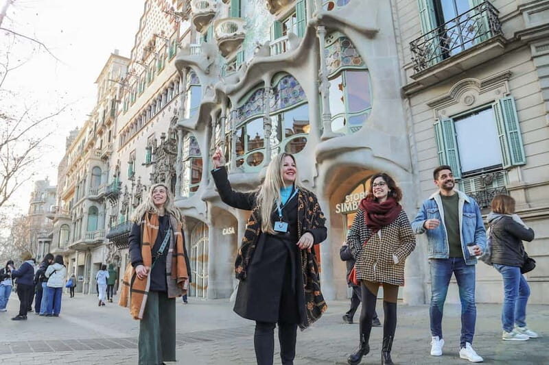 Barcelona: La Pedrera Private Tour with Casa Batlló Ticket - Key Points