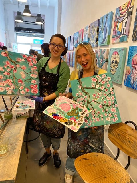 Barcelona: Learn to paint, sip wine, enjoy snacks & music - What Are the Downsides?