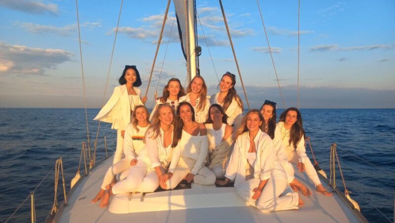 Barcelona: Luxury Private Sunset Yacht Cruise - What’s Included and What’s Not