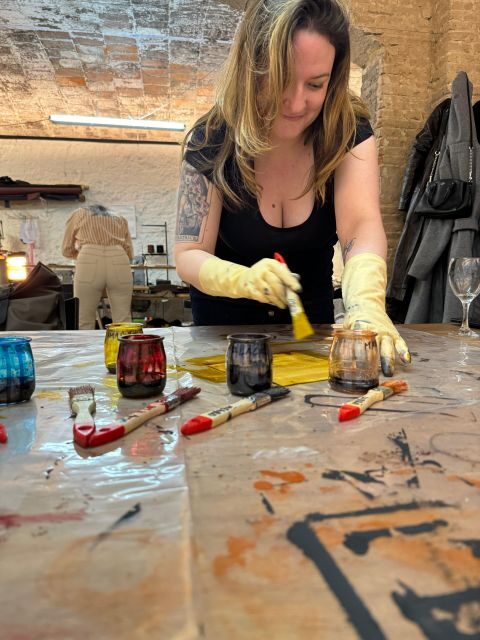 Barcelona: Make your own belt experience - Key Points