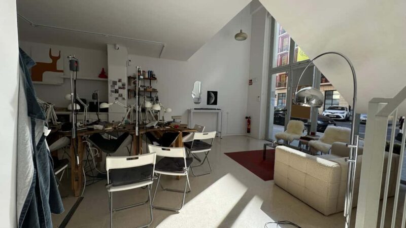 Barcelona: making a silver ring with stamps and textures - What’s Included and How It Works