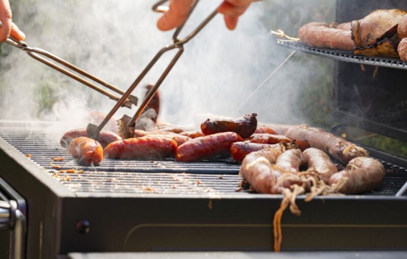 Barcelona: Market, Tasty Tapas/Food and Gothic History Tour - What about the food and drinks?