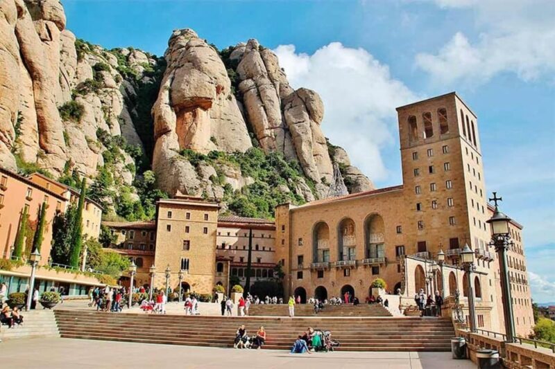 Barcelona: Monserrat, Castle and Salt Private Tour - The Experience Provider and Reviews
