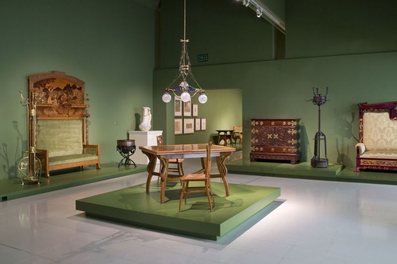 Barcelona: Museu Nacional d'Art de Catalunya Entrance Ticket - Photography Collection: A Smaller Bonus That Adds Context