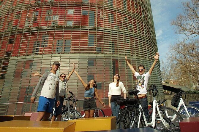 Barcelona Off The Beaten Track 4h Bike Tour - Who Would Love This Tour?