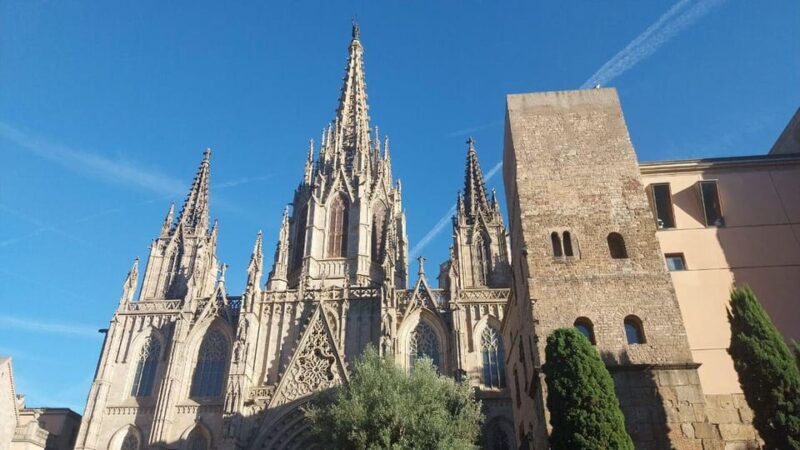 Barcelona: Old City Guided Walking Tour with a Local - An In-Depth Look at the Tour Experience