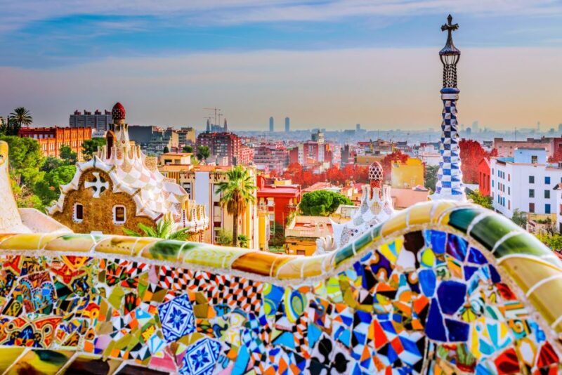 Barcelona Old Town and Top Attractions Private Car Tour - Why Choose This Tour?