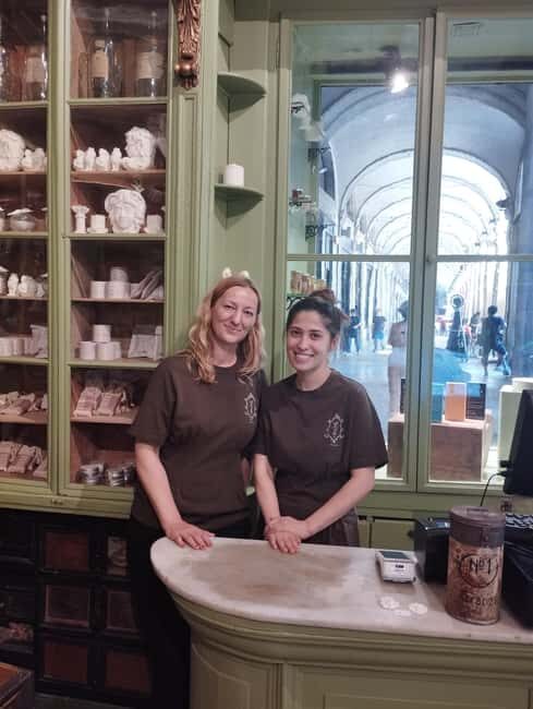 Barcelona: Old Town Historic Shops Guided Tour - What You Can Expect on the Tour