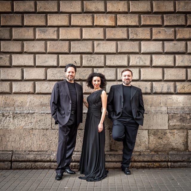 Barcelona: OPERA HITS Concert at historical Casa Museu - FAQ