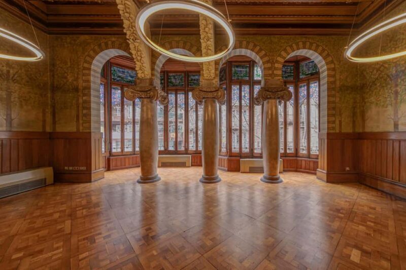 Barcelona: Palau Baró de Quadras Tickets and Guided Tour - What to Expect from the Tour