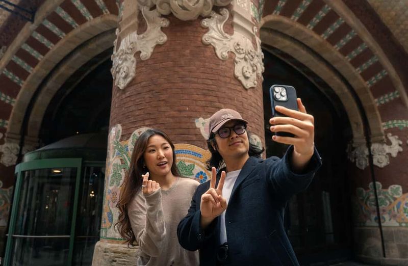 Barcelona: Palau de la Música Entry Ticket - Concert Hall: Where Color, Light, and Recitals Converge