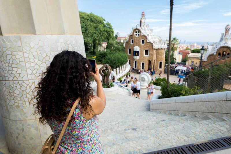 Barcelona: Park Guell Guided Tour with Skip-the-Line Entry - The Review: What Travelers Say