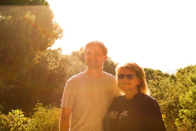 Barcelona: Park Güell & La Sagrada Familia Tickets and Tour - Analyzing the Price and Value