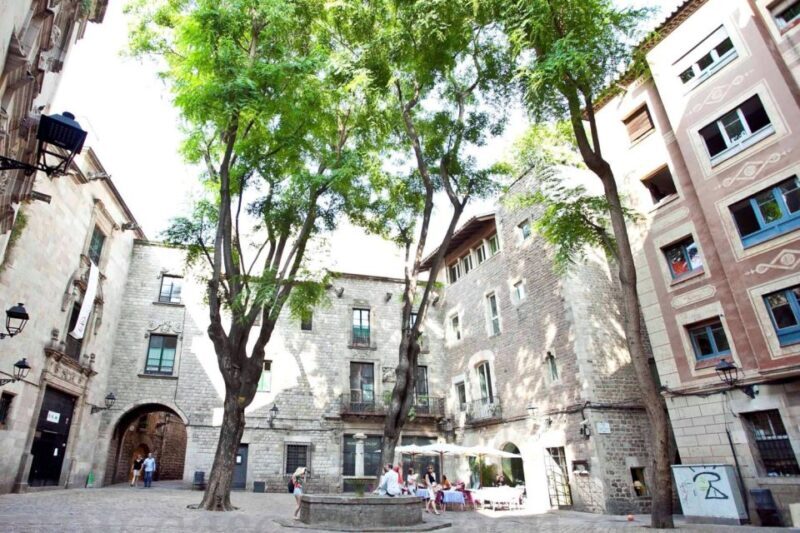 Barcelona & Park Güell: Private Half-Day Tour with Pickup - FAQ