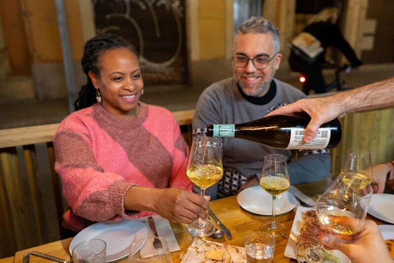 Barcelona Poble Sec Tapas & Wine Tour - Key Points