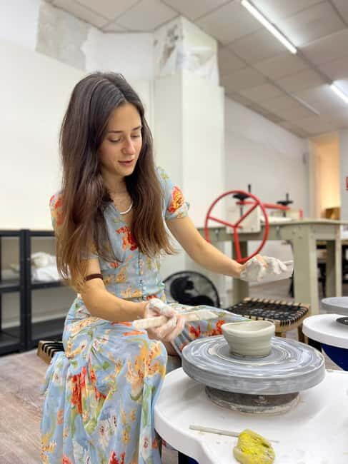 Barcelona: Pottery Wheel Class for Beginners - Included in Your Experience