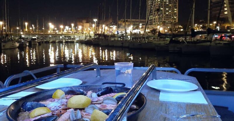 Barcelona: Private Evening Cruise with Dinner and Drinks - The Experience in Detail