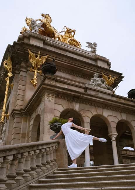 Barcelona - Private Family Photoshoot at Sagrada Familia - An Honest Look at the Experience
