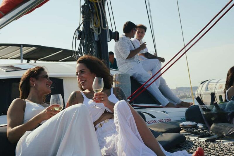 Barcelona: Private Luxury Catamaran - Key Points