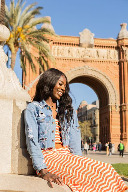 Barcelona: Private Photoshoot at Arc de Triomf - What to Expect from This Photoshoot Experience