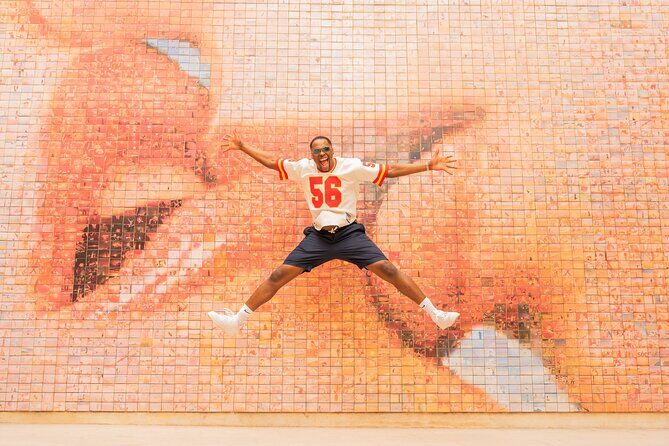 Barcelona Private Photoshoot at Cathedral & Kiss Wall - FAQs