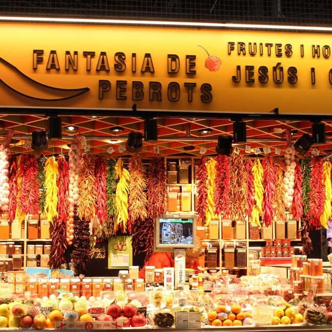 Barcelona: Private Tapas Tour with market and restaurants - Key Points