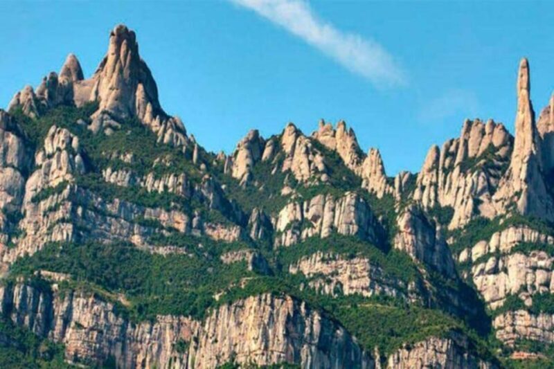 Barcelona: Private Tour Castles, Salt, Montserrat and Wines - What to Expect from the Tour