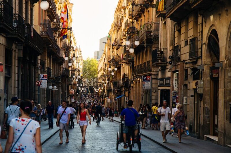 Barcelona: Private Tour w/ Locals Highlights & Hidden Gems - The Insider Knowledge: What Makes the Guide Special
