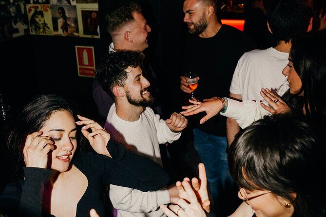 Barcelona Pub Crawl and Walking Tour with Drinks - What to Expect from the Tour