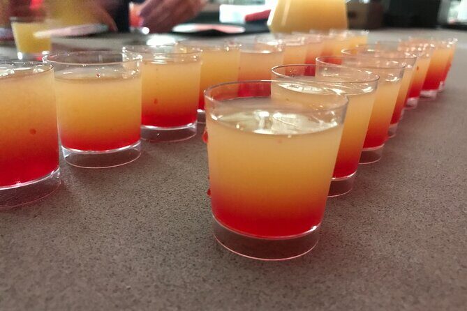 Barcelona Pub Crawl by KING -The Best Party tour & VIP Club Entry - The Good and the Not-So-Good