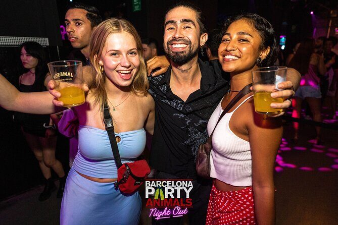 Barcelona Pub Crawl + Karaoke + 2bars, VIP Club Entry& Free shots - The Itinerary in Detail