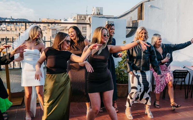 Barcelona: Rooftop Salsa Class with Bottomless Sangria - Barcelona: Rooftop Salsa Class with Bottomless Sangria — A Fun Mix of Dance and Drinks