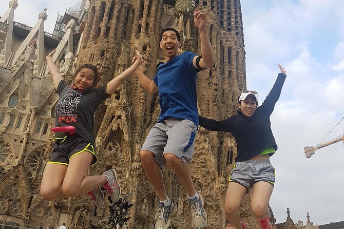 Barcelona Running Tour. Discover the city with a local - Why Consider the Barcelona Running Tour?