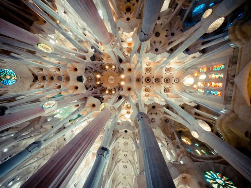 Barcelona: Sagrada Familia Guided Tour with Tickets - What to Expect from This Tour
