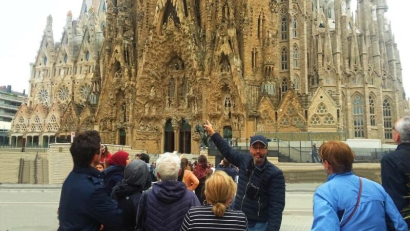 Barcelona & Sagrada Familia Half-Day Tour with Hotel Pickup - Who Is This Tour Best For?