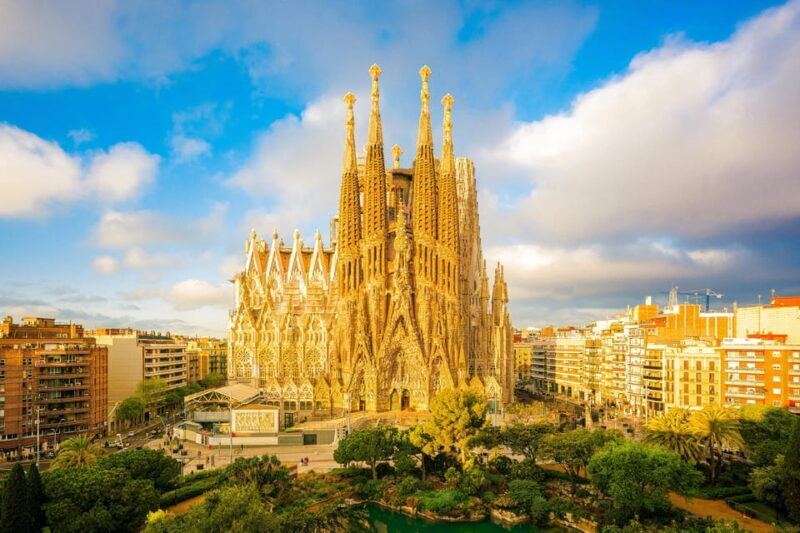 Barcelona: Sagrada Familia Priority Access Guided Tour - The Value of the Tour