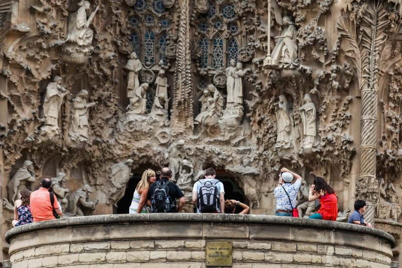 Barcelona: Sagrada Familia Priority Access & Guided Tour - Who Should Consider This Tour?
