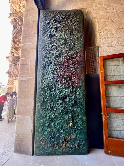 Barcelona: Sagrada Familia Private Guided Tour - FAQ