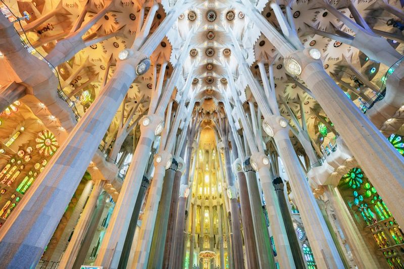 Barcelona: Sagrada Familia Skip-the-Line Entry Ticket & Tour - Small group vs private: how the format changes your experience