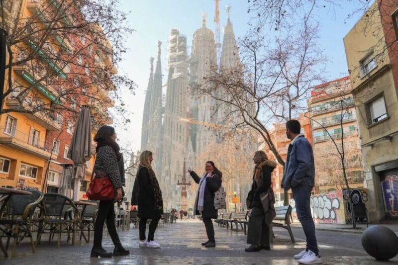 Barcelona: Sagrada Familia Skip The Line Insider Guided Tour - Wrapping Up
