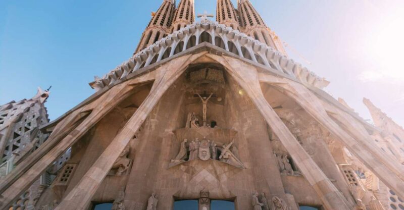 Barcelona: Sagrada Familia Small Group Guided Tour - Why Choose This Tour?