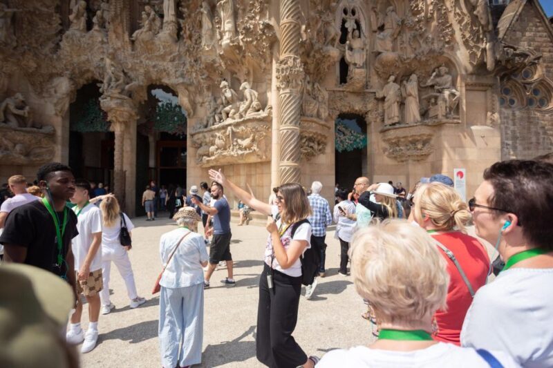 Barcelona: Sagrada Familia Small Group Guided Tour - Who Is This Tour Best For?