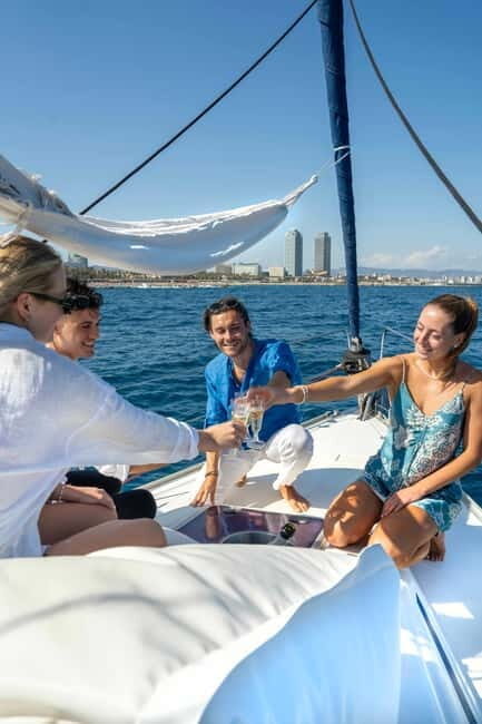 Barcelona: Sailing Tour with Young Local Captain & Drinks - An In-Depth Look at the Barcelona Sailing Tour