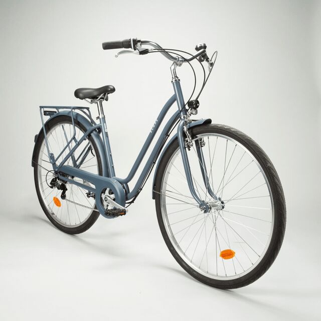 Barcelona: Seafroont bicycle rental (urban and ebikes) - Price and Value