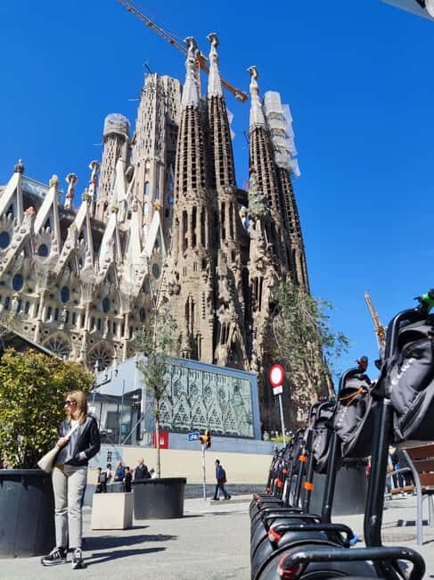 Barcelona Segway Tour: Gaudi Highlights - A Closer Look at the Gaudí Highlights Segway Tour