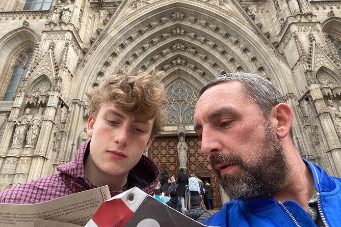 Barcelona Self-Guided Murder Mystery Tour by the Cathedral of Barcelona - Detailed Breakdown of the Itinerary