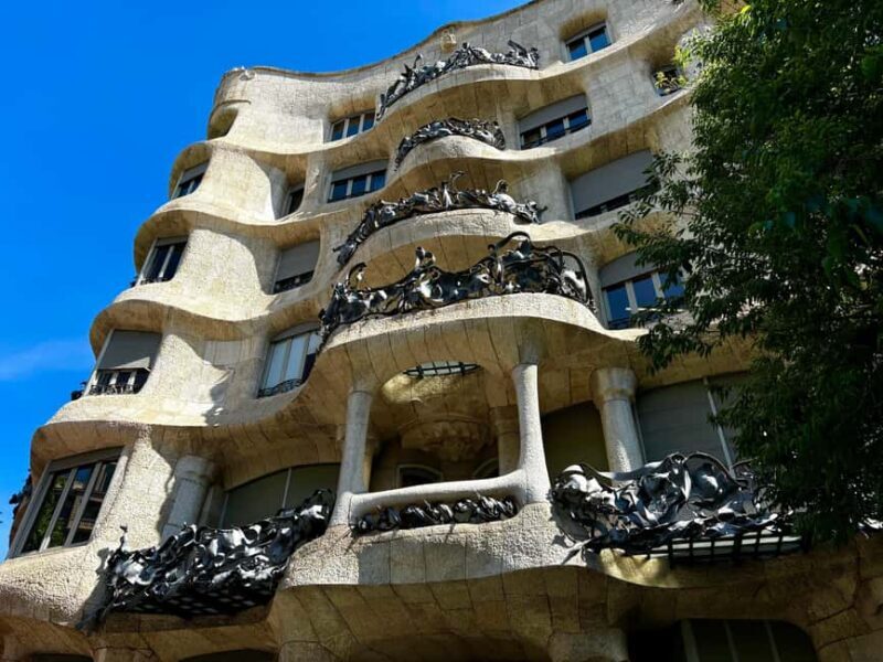 Barcelona Small Group Tapas Tour with 6 Tastings & 3 Drinks - Final Thoughts: Is This Tour Right for You?